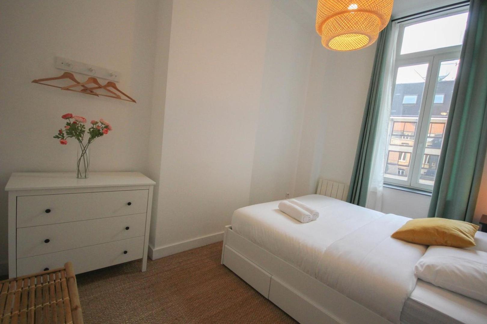 2-Bedroom Flat + Private Car Park. Lille Kültér fotó